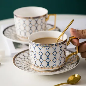 Скандинавские Инс роскошный Марокканский чашка кофе и блюдце набор с золотой ручкой костяного фарфора керамическая чашка капучино послеобеденный чай 250мл